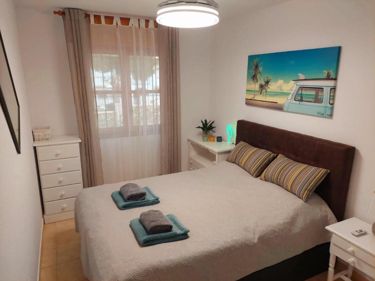 Apartament Casa Del Gato Rojo , Communal Swimming Pool , Terrace With Barbecue Torrevieja Exterior foto